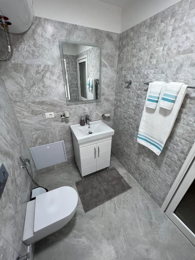 Florent'S Superb Studio, Free Parking & Garden!! Тирана Экстерьер фото